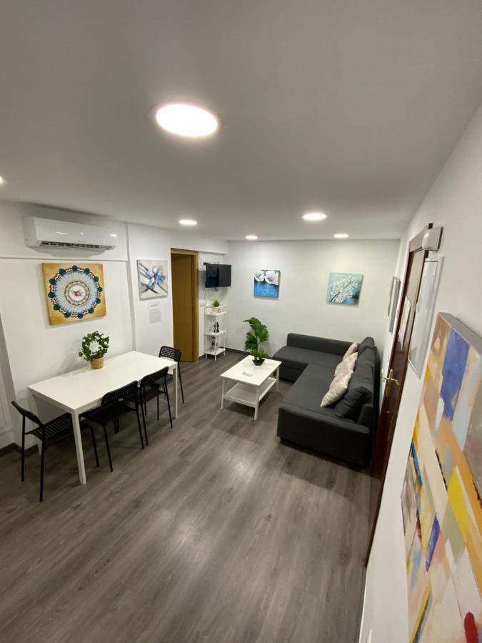 Goya Apartamentos Málaga Dış mekan fotoğraf